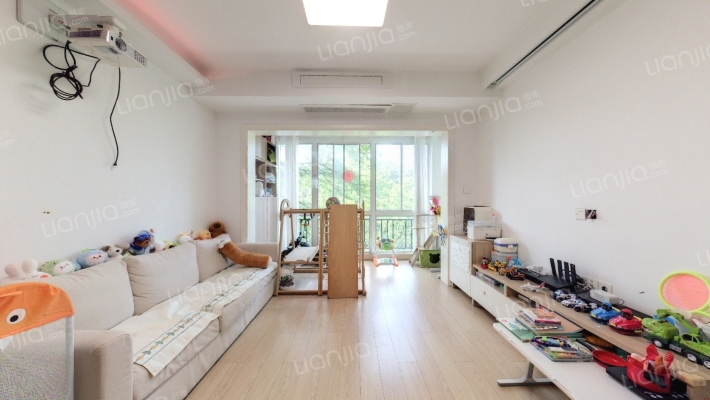 锦绣香江花园紫荆雅园二手房实景图