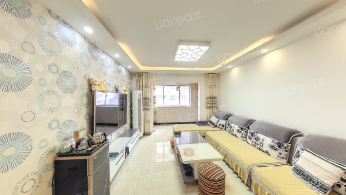 和郡东区二手房实景图