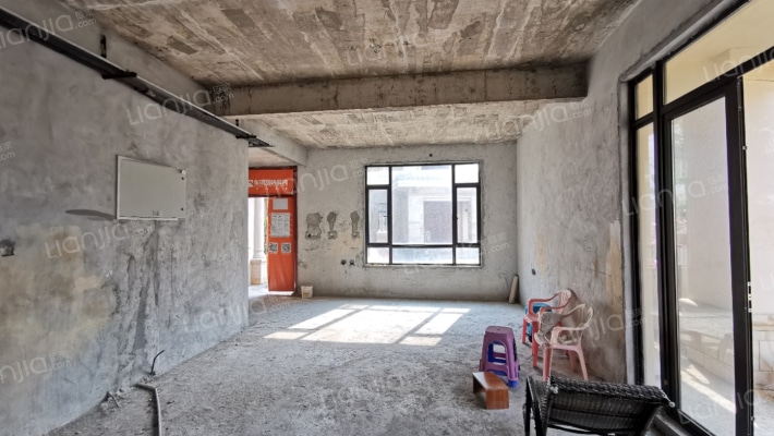 国瑞江畔花园二手房实景图