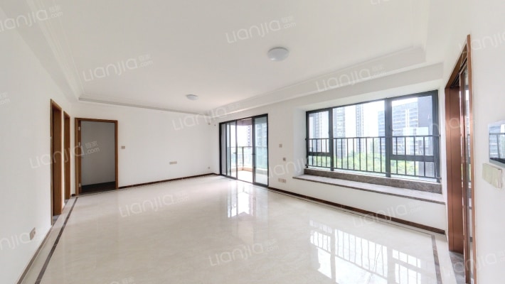 华侨城云邸二手房实景图