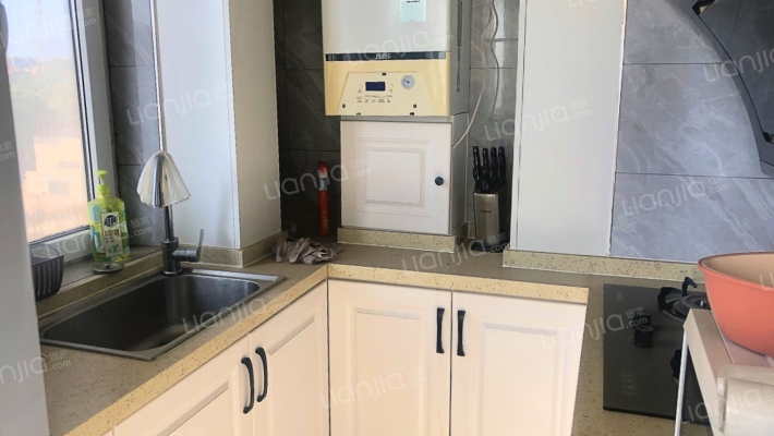 小区发展成熟，空气清新，适合居住，生活方便-厨房