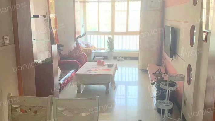 新源雅居二手房实景图