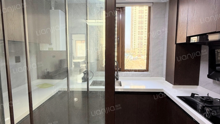 鸿坤理想尔湾 4室2厅 南 北-厨房