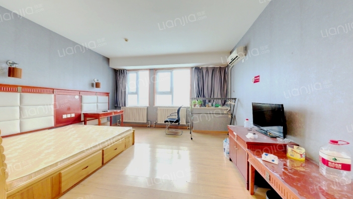 青年公寓二手房实景图