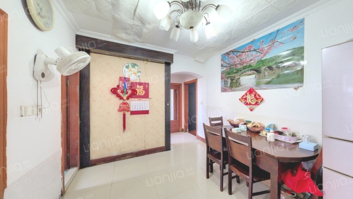 惠龙新村D区177-191号二手房实景图