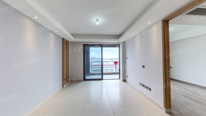 华尚·数智中心二手房实景图