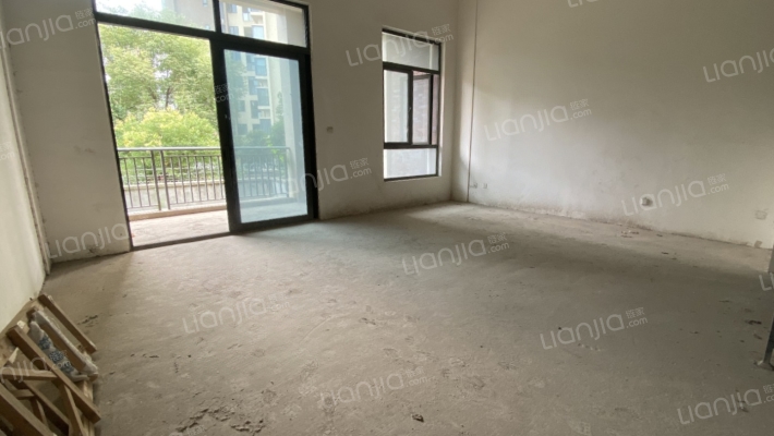 三利麓山城阅庐二手房实景图