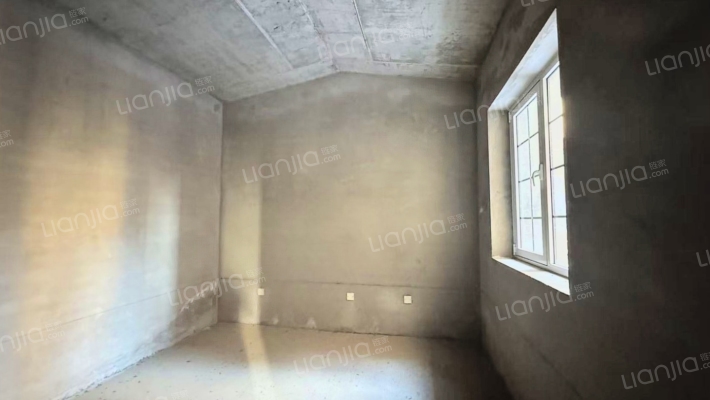 4A级高尔夫别墅区万亩大盘天然氧吧 边户类独栋大院子-卧室A