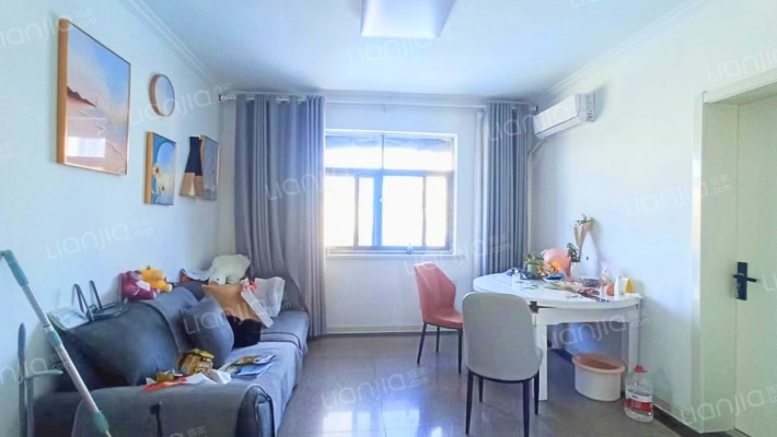 电影公司宿舍二手房实景图