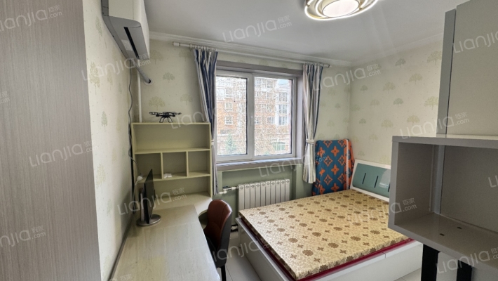 范阳路二康医院南侧，集体供暖精装三居-卧室B