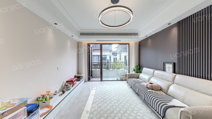 建发玖里湾1期3期二手房实景图