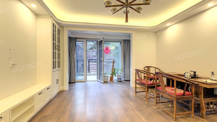 西山艺境3号院二手房实景图