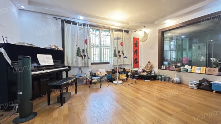 航辉花园二手房实景图