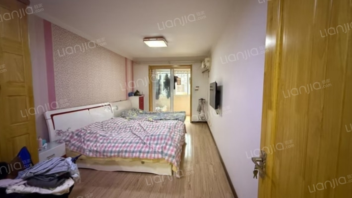 华泰豪庭 南北通透大三居 带装修 低楼层-卧室A