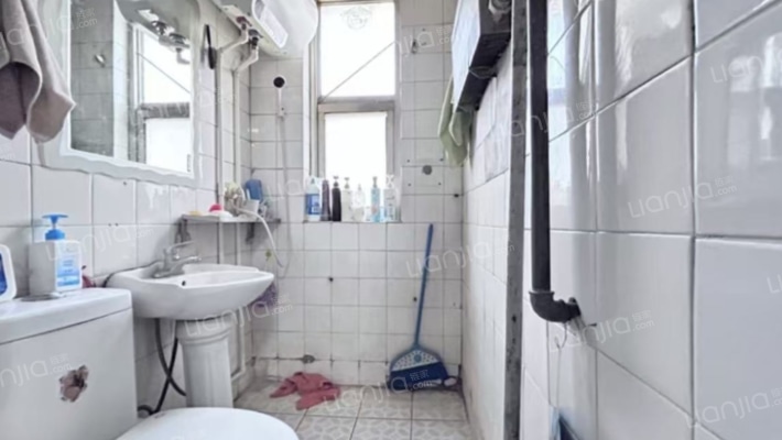 自来水公司家属院 2室1厅 南 北-卫生间