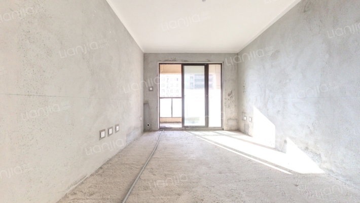 恒达西郡二手房实景图