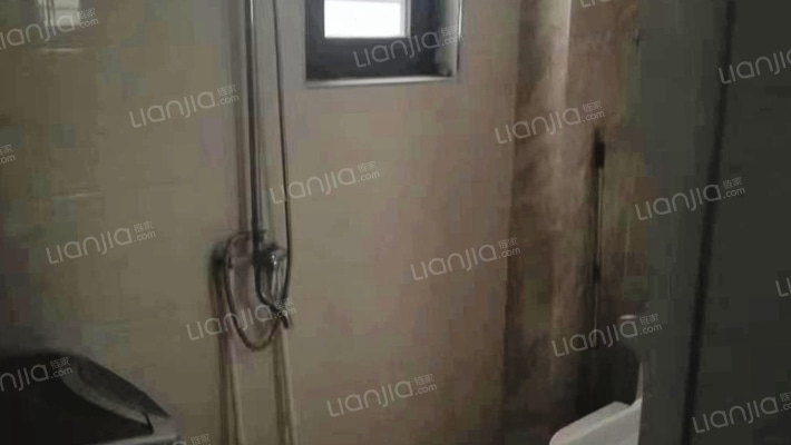 弘德缘70年产权小两居户型易租易售-卫生间