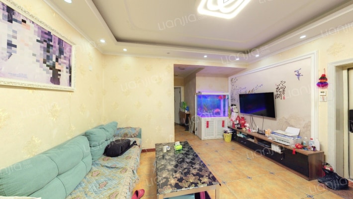 亿隆富贵名苑二手房实景图