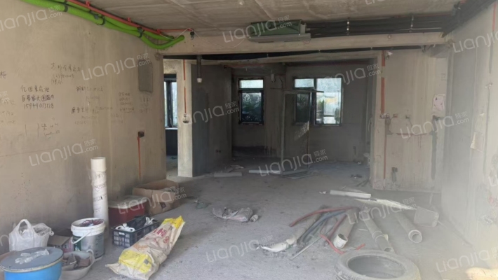 金御蓝湖二手房实景图