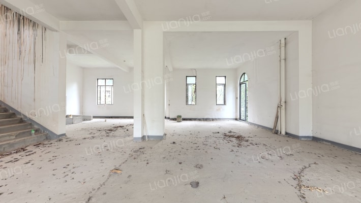 远洋城半山别墅二手房实景图