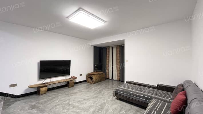 正大花园二手房实景图