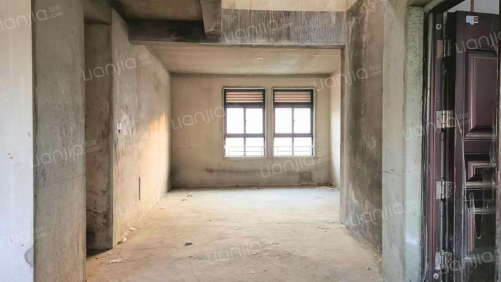 金御蓝湖二手房实景图