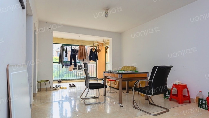 启潮苑小区二手房实景图