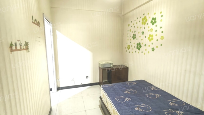 范阳路 火车站 可商用 交通方便 房子个位数价格低-卧室