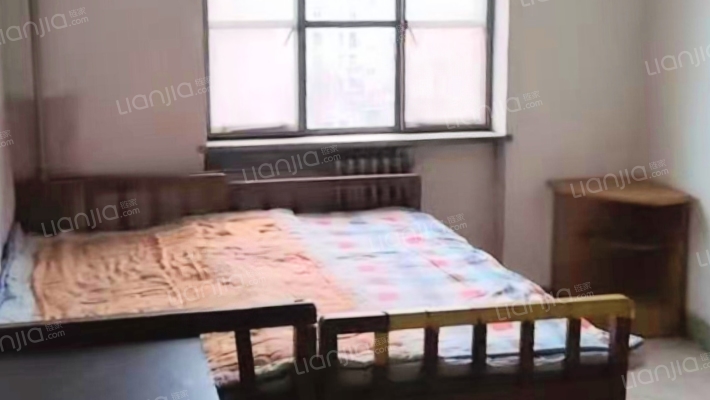 凌云小区 2室1厅 南-卧室A