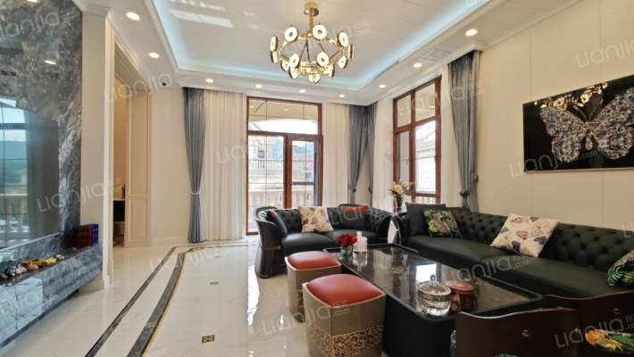 西郊公馆二手房实景图