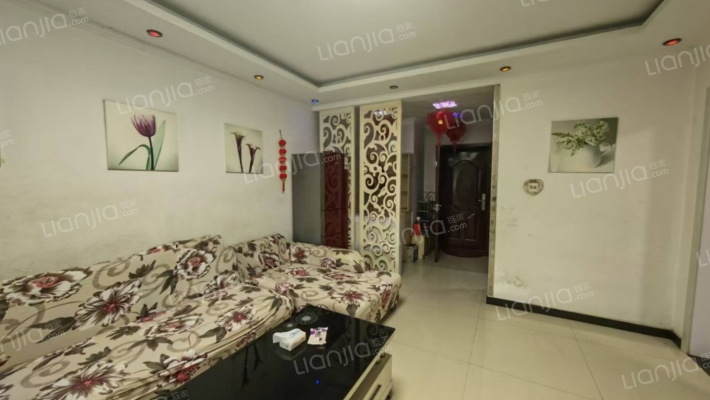 华泰豪庭 3室1厅 南 北-客厅