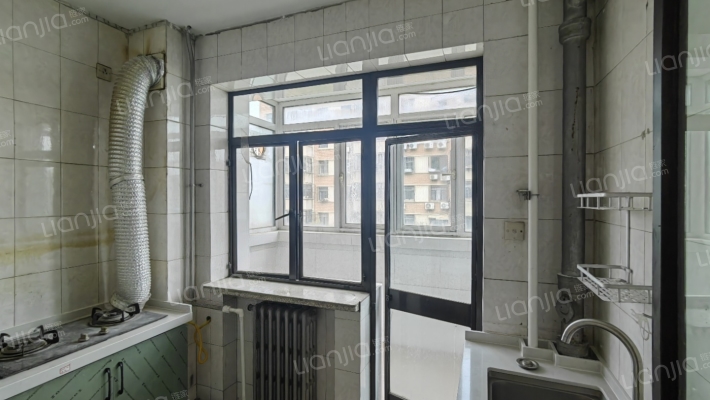 建厂局单位家属院环境好 户型好 生活成本低 税低-厨房