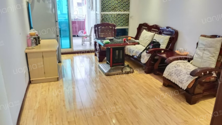 登高路92号二手房实景图