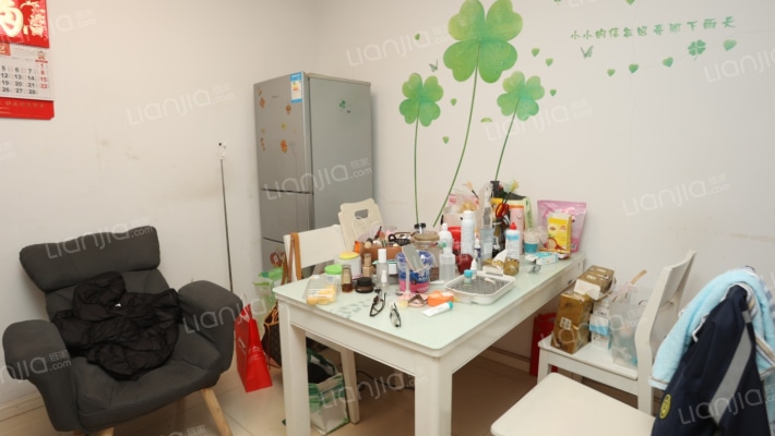 花山湾新村十区二手房实景图