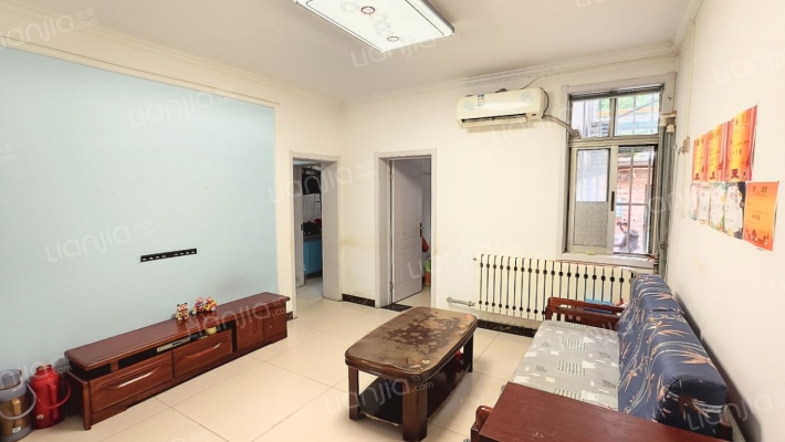 烟草公司宿舍区二手房实景图