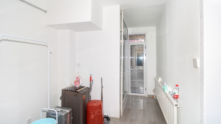 南立交桥小区二手房实景图