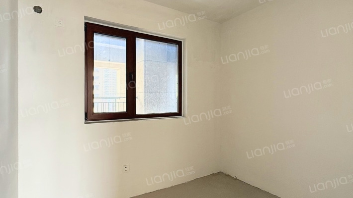 鸿坤理想尔湾 3室2厅 南-卧室C