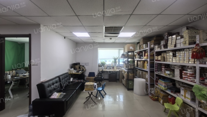 信诚大厦二手房实景图
