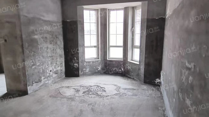 东京都高尔夫俱乐部  306平米独栋别墅 满五唯一急售-餐厅