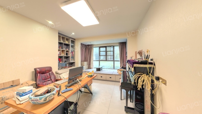 梅園二手房实景图