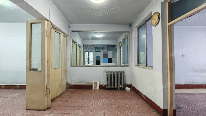 泰安六中教师宿舍二手房实景图