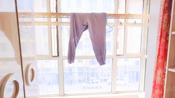 德信公园南侧 电梯房 两梯两户 南北通透三居-阳台