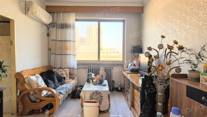 冠云路板楼社区 单位房公摊小 小区绿化高-客厅