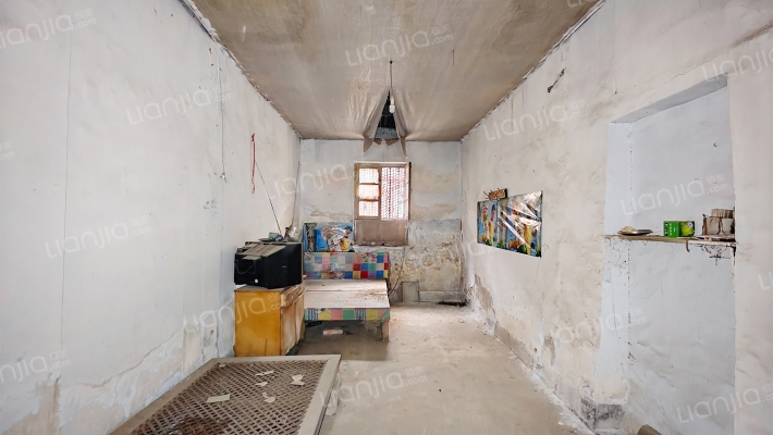 龙潭路41号二手房实景图