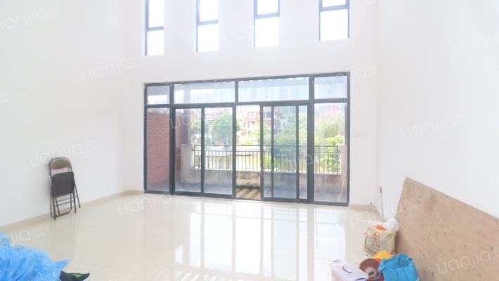 翡翠山城二手房实景图