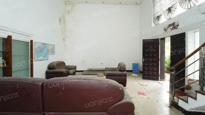 兴茂龙庭半岛别墅二手房实景图