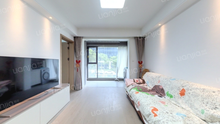 金融湾晶珺二手房实景图