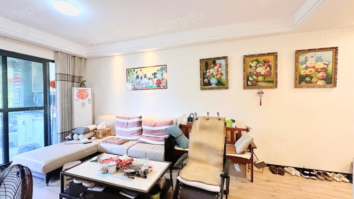 神州半岛海公馆二期二手房实景图