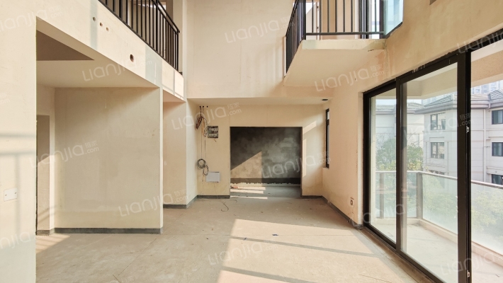 北辰天珺院墅二手房实景图