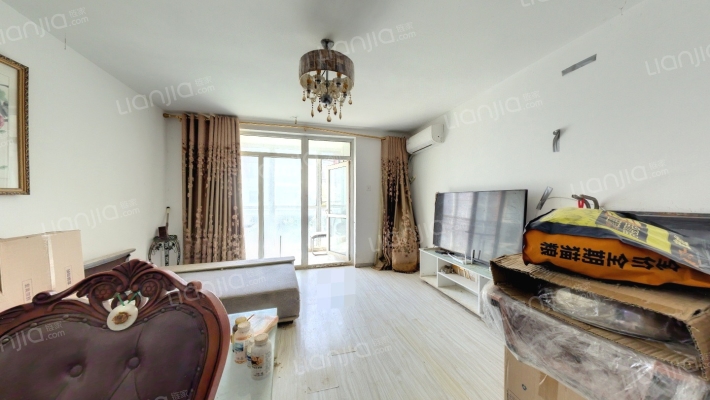 恒盛波尔多小镇南区二手房实景图